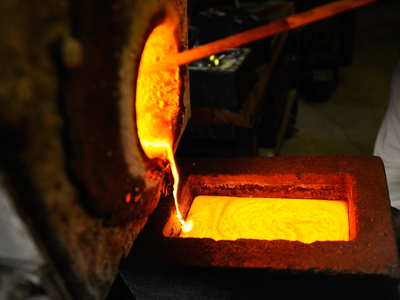 Price Of Gold Rises To Record High