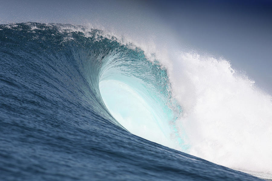 big-powerful-wave-reniw-imagery.jpg